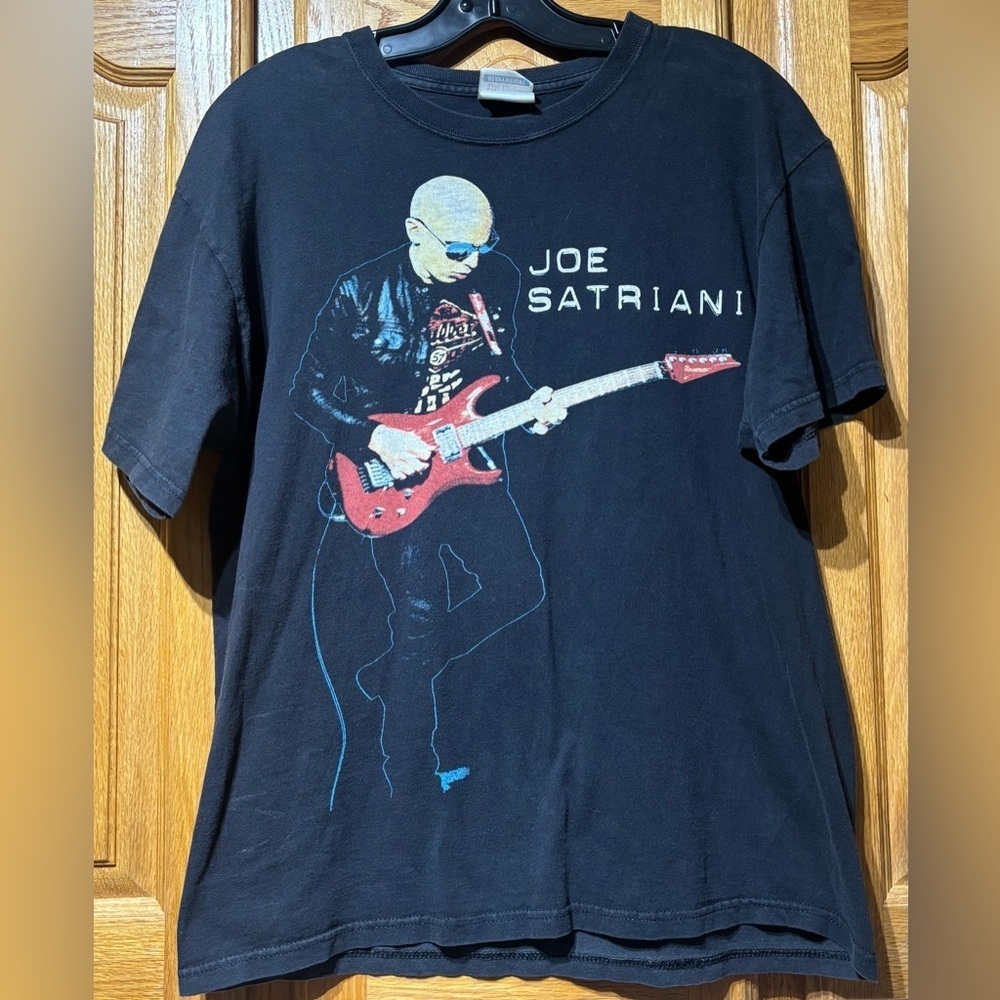 Joe Satriani 2010 Worm Hole Tour Band T-Shirt Men’s Large